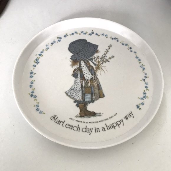Holly Hobbie Children’s Plate - Picture 1 of 4